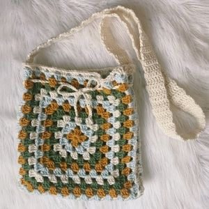 Crochet cross body purse new